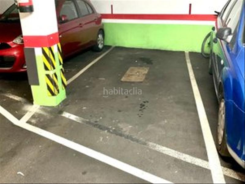 Foto 65451a94-dcfc-4bb3-b0e4-d0af4bf336f0. Parking coche plaza proxima al centro a precio de extrarradio en Gijón