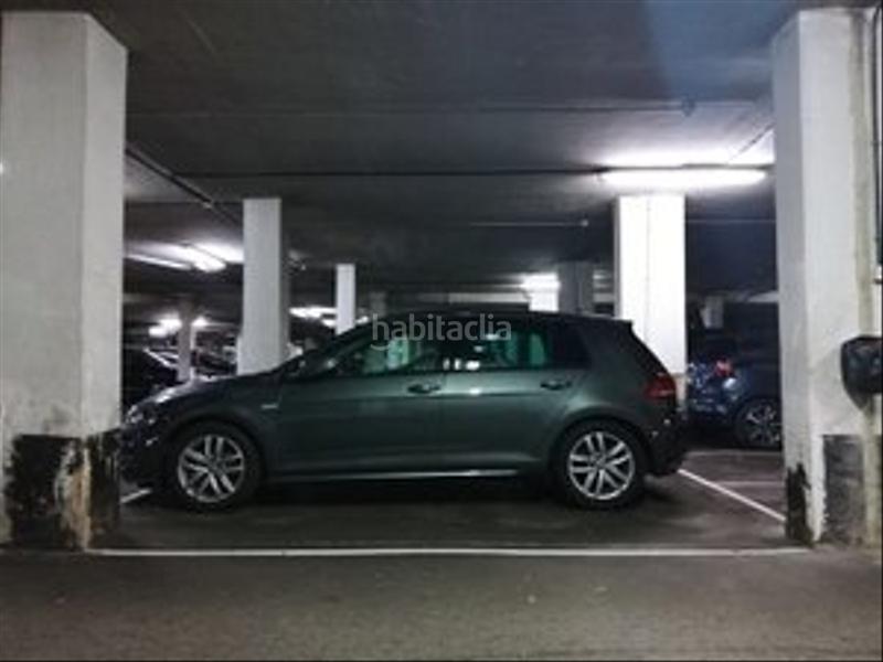 Foto b80cc2d5-ffd8-48c6-9324-da379290c56d. Autoparkplatz in Llano Gijón