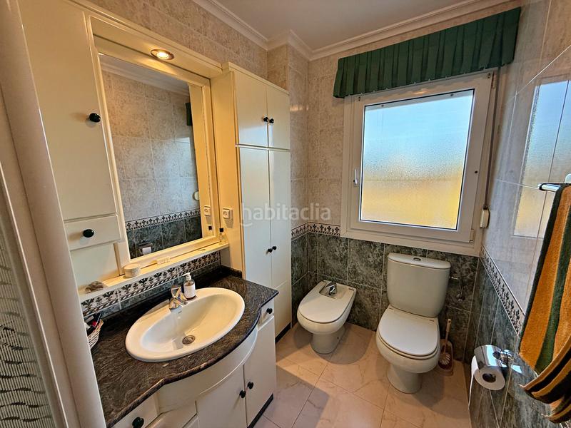 Foto 4f4f40e5-e37e-47f7-a088-0b60c42f199e. Chalet avec cheminée chauffage parking dans Bernueces Gijón