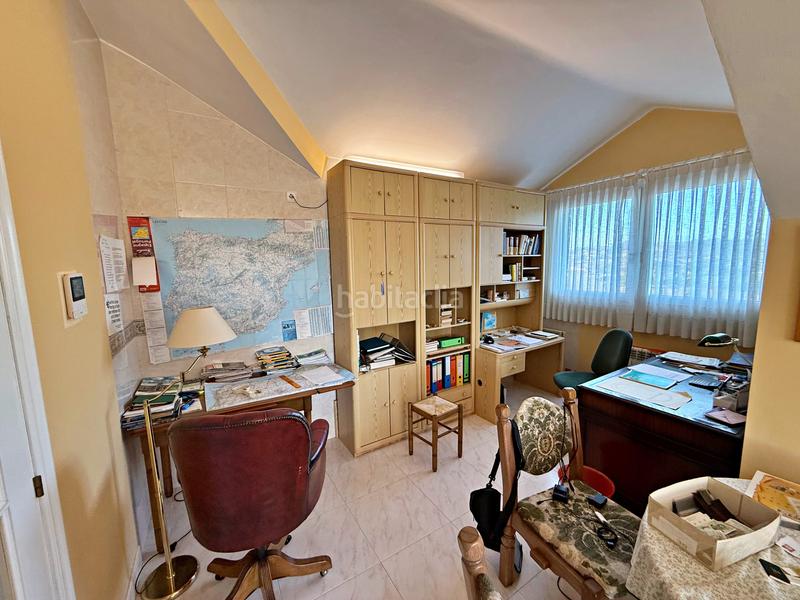 Foto e94c78d8-0cb2-484c-b3f3-862148871222. Chalet avec cheminée chauffage parking dans Bernueces Gijón
