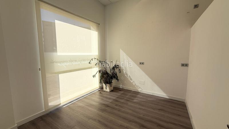 Foto 298cd367-1c9e-4620-b5ed-a6865dbb1c87. Lloguer local comercial a Montevil Gijón