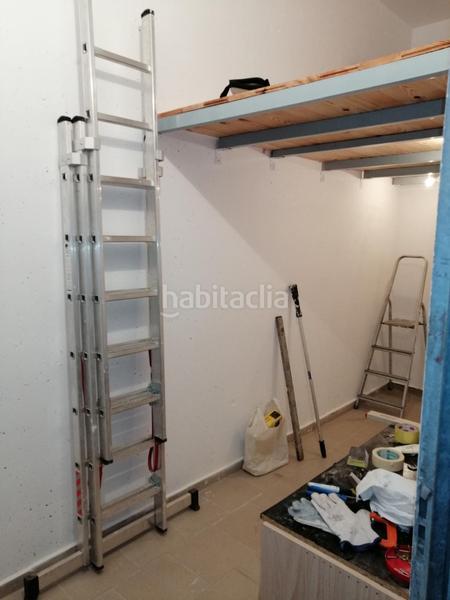 Foto 40734348-00d9-4efa-922c-2e4dcfe5d99c. Piso en avenida de galicia 21 piso semi-nuevo de 2 habitaciones y 2 baños con terraza, trastero y local comercial. en Gijón