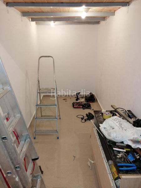 Foto a1d5cc1c-76ca-43d7-8968-2fd225f982da. Piso en avenida de galicia 21 piso semi-nuevo de 2 habitaciones y 2 baños con terraza, trastero y local comercial. en Gijón