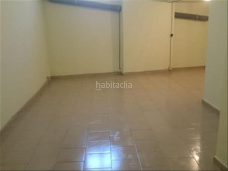 Foto d3255eb2-5e6d-47a6-b910-d3b709c05573. Piso en avenida de galicia 21 piso semi-nuevo de 2 habitaciones y 2 baños con terraza, trastero y local comercial. en Gijón