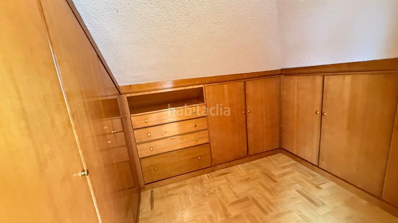Foto 7c629dee-c279-44a9-8dec-4da358be2d71. Rent duplex with heating in Cimadevilla Gijón