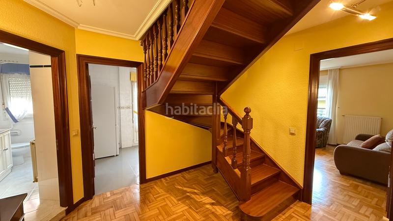 Foto cc609221-3833-405d-a2b4-7764ce2df6c8. Miete zweistöckige wohnung mit heizung in Cimadevilla Gijón