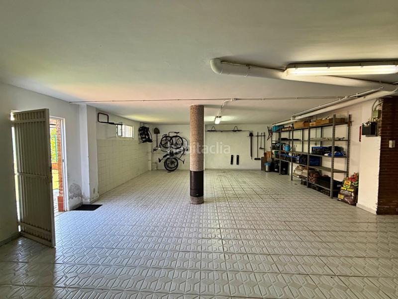 Foto 214f13ef-8622-4c85-95ab-4e76476a8a27. Semi detached house with heating parking in Ciudad Naranco - Prados de La Fuente Oviedo