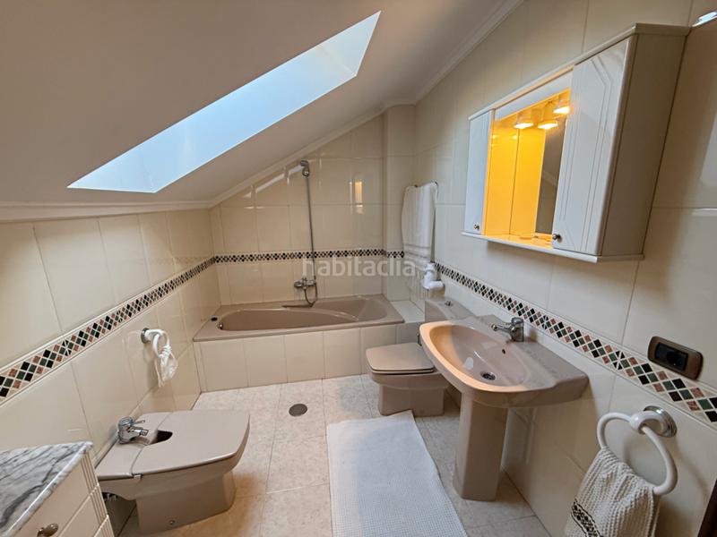 Foto 44dc5e44-c2ef-4859-b7e7-dd43f2ac1cef. Semi detached house with heating parking in Ciudad Naranco - Prados de La Fuente Oviedo