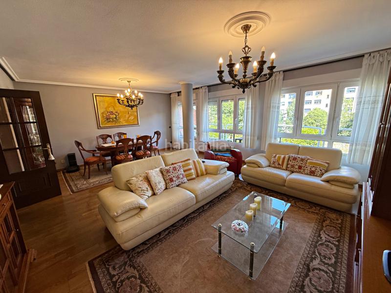 Foto 76ddb1bc-fa06-4e00-bbad-2ed5a34b9a35. Semi detached house with heating parking in Ciudad Naranco - Prados de La Fuente Oviedo