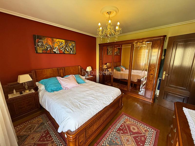 Foto c7ab456a-23da-45fe-9b97-22dfa174a328. Semi detached house with heating parking in Ciudad Naranco - Prados de La Fuente Oviedo