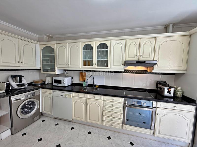 Foto dd968be0-d1d5-4aa2-8ea9-9bb0c3eec2f8. Semi detached house with heating parking in Ciudad Naranco - Prados de La Fuente Oviedo