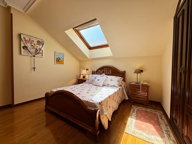 Foto ed8d7d9f-1e0c-4f64-a401-75962202b942. Semi detached house with heating parking in Ciudad Naranco - Prados de La Fuente Oviedo