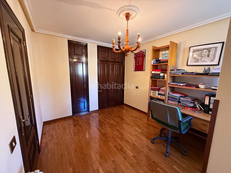 Foto f7f7ad83-b6c6-4b23-84b2-43523ee87394. Semi detached house with heating parking in Ciudad Naranco - Prados de La Fuente Oviedo