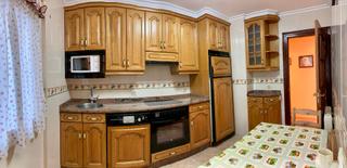 Appartement à Pumarín. Piso de 3 dormitorios, cocina con despensa, salon comedor, baño