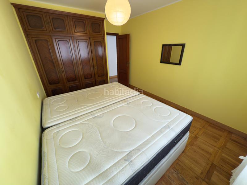 Foto 8f84e05b-257d-46b0-bd60-e5221f9c1469. Piso "extraordinario piso en venta en el Centro . muy soleado y luminoso. en Gijón