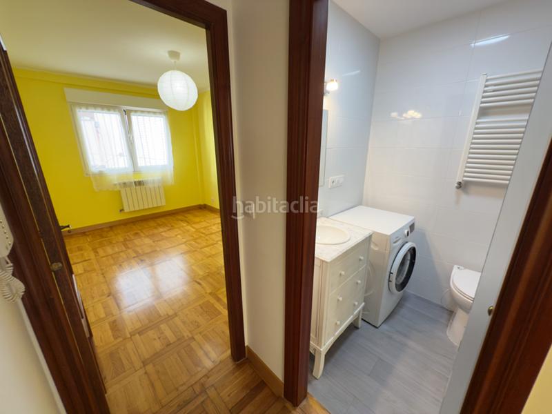 Foto 92a47628-fb74-444f-bf0e-d5bce35e530b. Piso "extraordinario piso en venta en el Centro . muy soleado y luminoso. en Gijón