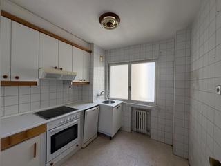 Pis a Salesas - Foncalada - Campoamor. "piso para reformar en la calle la lila ".