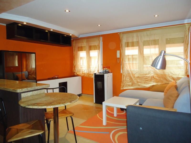 Foto 39336258-3aeb-4c59-9d70-4800185e57de. Pis amb calefacció a Vallobín Oviedo