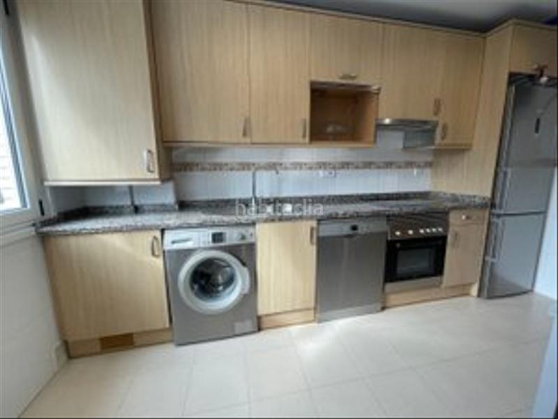 Foto f67da65d-2a97-40d0-b8d6-921b4833988a. Pis amb calefacció aparcament a Villaviciosa - amandi Villaviciosa