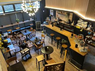 Local Comercial en Calle Santa Susana 10