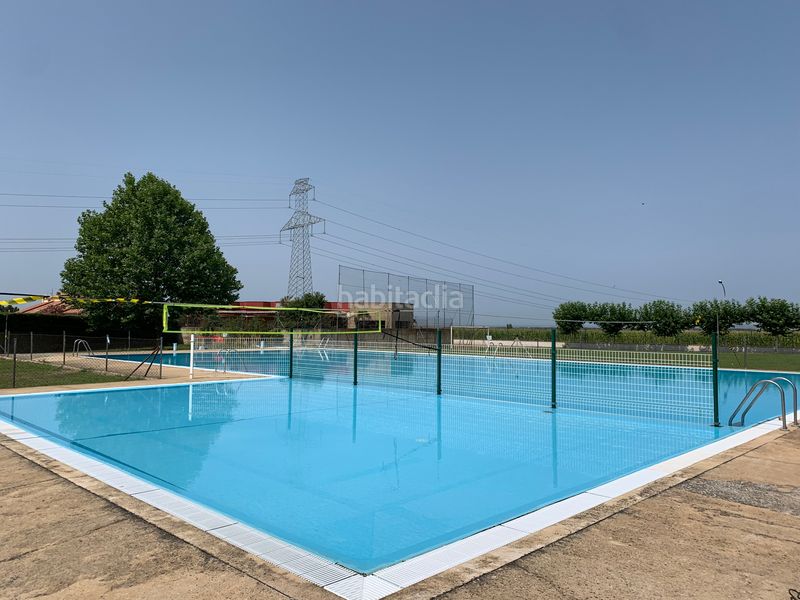 Foto 14c3fb23-ce85-429f-b6d2-535a3aa867ca. Casa amb xemeneia calefacció aparcament piscina a Mansilla de las Mulas