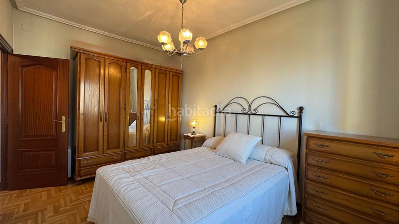 Foto 7bf3fd02-dbdc-4dfd-8568-8d428d7da701. Pis amb calefacció a Pumarín Gijón