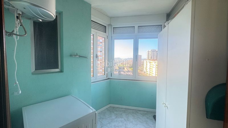 Foto d3c3b31f-e23f-4ff5-924b-1e22ae1cedf2. Pis amb calefacció a Pumarín Gijón