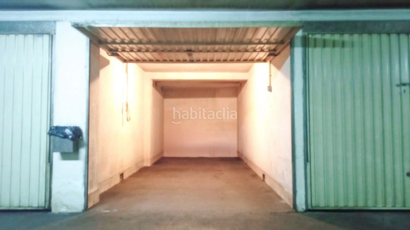 Foto 70ddc6b5-0cf7-4298-96fd-227138b470a7. Aparcament cotxe a Llano Gijón