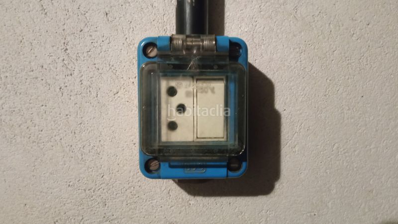 Foto 7fa46cb1-c76f-441b-8f06-6f65288538fc. Aparcament cotxe a Llano Gijón