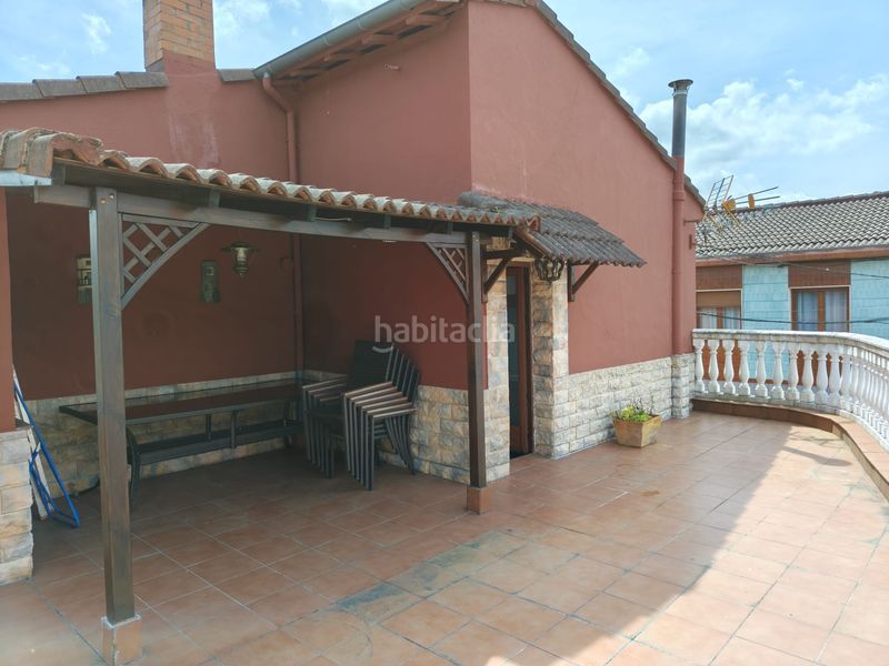 Foto 15c2ec23-3756-4798-97f3-402cdd909844. Casa amb calefacció aparcament a La Felguera Langreo