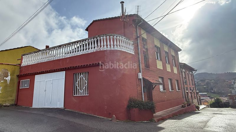 Foto 20564af7-98e6-445a-baa9-443bbefc8f8a. Casa amb calefacció aparcament a La Felguera Langreo