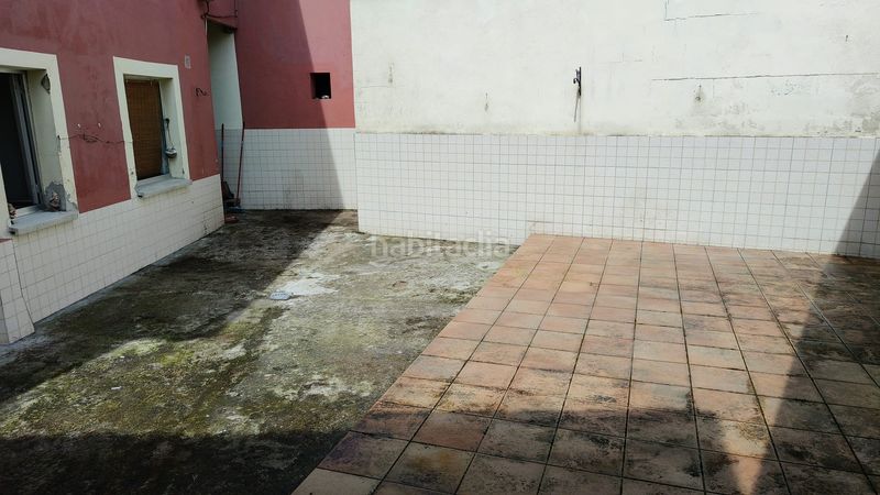 Foto 357ed050-8520-4da0-b052-b76ae801fc51. Casa amb calefacció aparcament a La Felguera Langreo