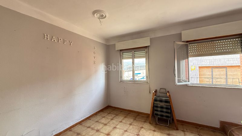 Foto 7f052668-ae6c-483d-b223-c4e6fa76a1b5. Casa amb calefacció aparcament a La Felguera Langreo