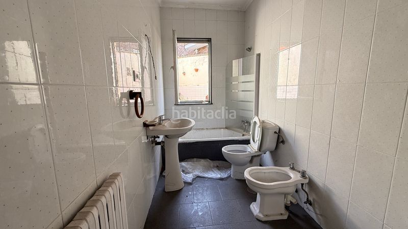 Foto e91803c4-5340-46dc-a4eb-85843148b127. Casa amb calefacció aparcament a La Felguera Langreo