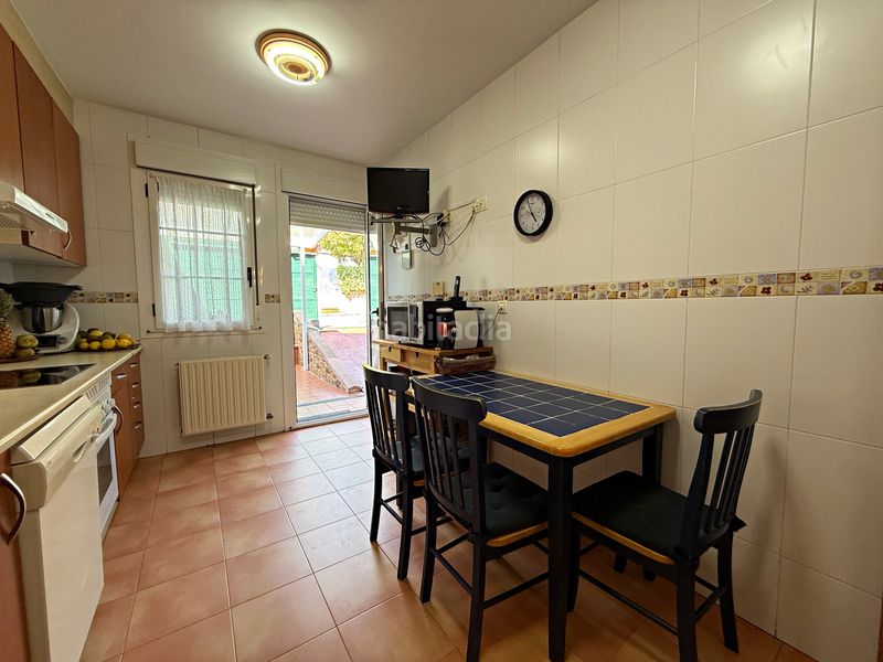 Foto a100525d-c550-47ec-93a9-487e811d27d6. Casa adossada amb calefacció aparcament a Llanera