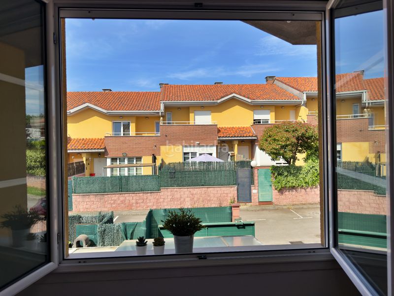 Foto e6d1ecb9-b89e-4829-a98b-7be8b1d8f224. Casa adossada amb calefacció aparcament a Llanera