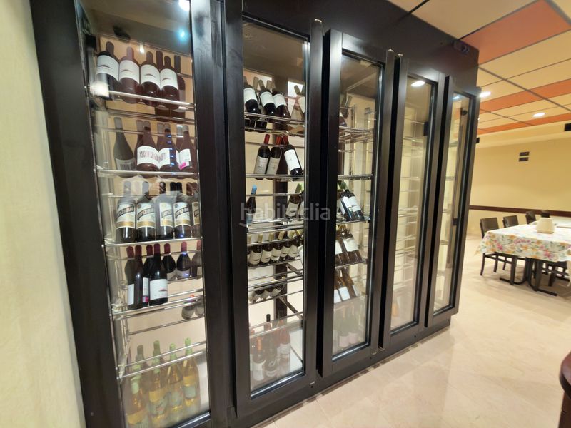 Foto 6d8f4100-c3f7-42e6-ad0d-7036b1f1f2df. Local comercial amb calefacció a Centro Gijón