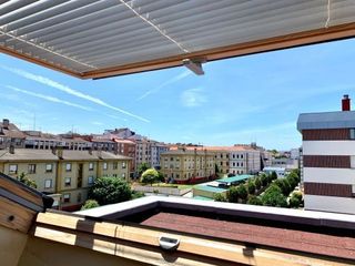 Rent Penthouse  Calle donoso cortés. Precioso ático, espacioso, muy soleado y con plaza de garaje gra
