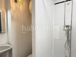 Foto f7e26c3c-d1a3-4fef-8949-09cb823713a9. Rent business premise with heating in Centro Gijón