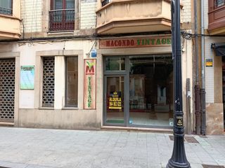 Business premise in Calle San Bernardo