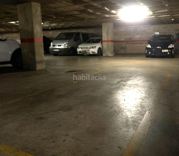 Foto 61b4ec4f-ab49-4deb-8009-a86bb5d9f2d5. Parking voiture dans Sant Josep Hospitalet de Llobregat (L´)
