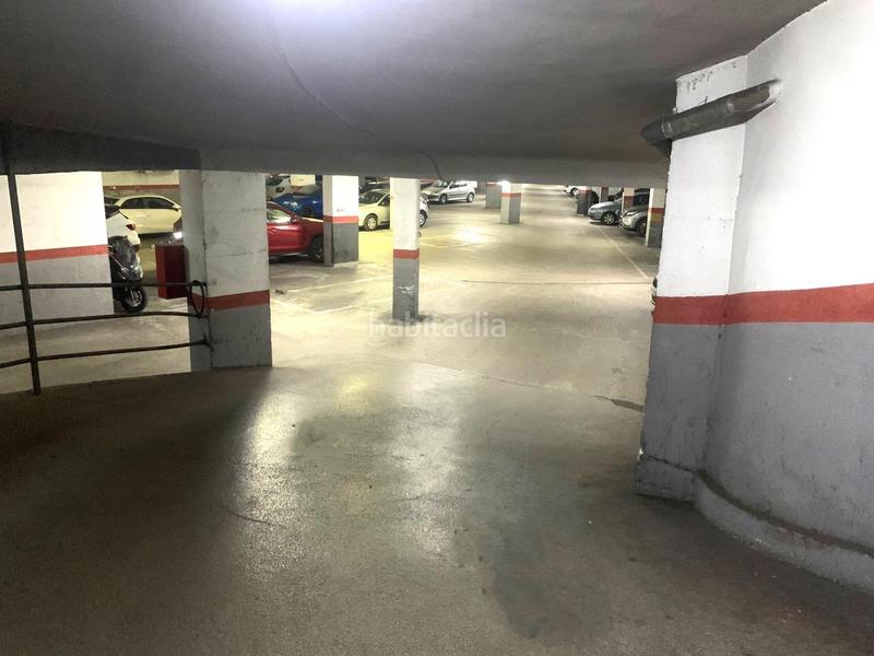 Foto 2567287d-33e3-458c-90c7-96cf6a03aef8. Parking voiture dans Pubilla Cases Hospitalet de Llobregat (L´)