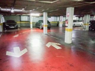 Autoparkplatz  Avenida avinguda de madrid
