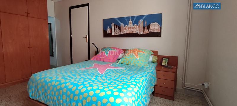 Foto 21a40895-31c6-4880-8329-34acb7356d18. House with heating parking pool in La Miranda Esplugues de Llobregat