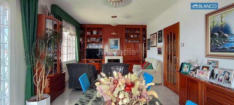 Foto 26212962-ac52-4099-b20a-2f0be636f9cd. House with heating parking pool in La Miranda Esplugues de Llobregat