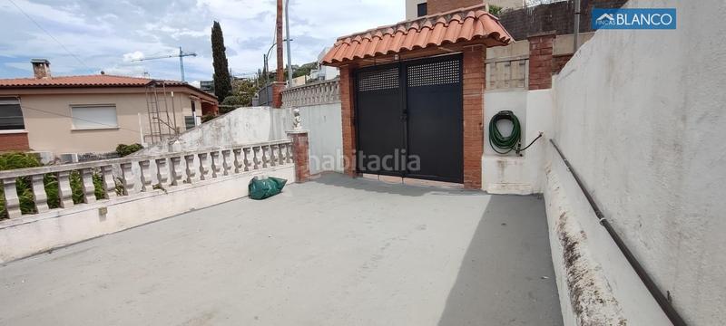 Foto 3ffda665-e3f8-4735-a123-a60f332b67f4. House with heating parking pool in La Miranda Esplugues de Llobregat