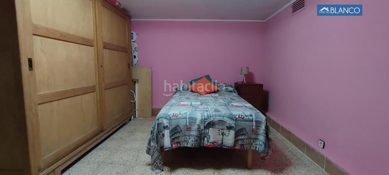 Foto 6973e94b-fa00-4a1e-b1d9-d69dc45508a1. House with heating parking pool in La Miranda Esplugues de Llobregat