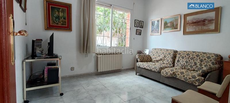 Foto b814b0d8-0dac-4c59-9692-8e842fa2457c. House with heating parking pool in La Miranda Esplugues de Llobregat