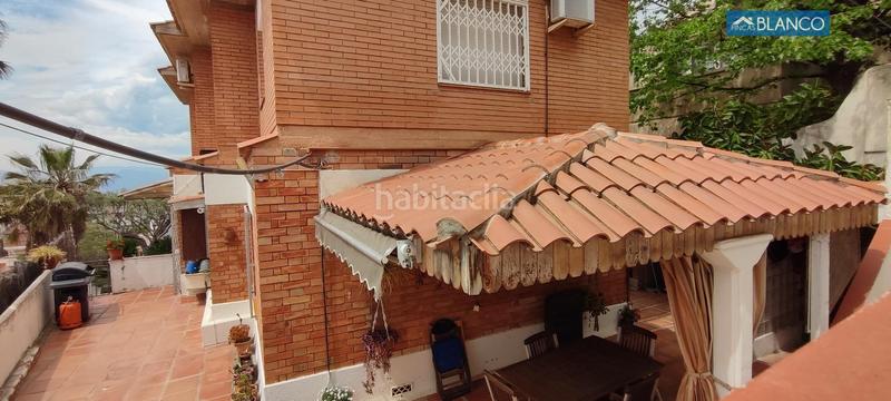 Foto c335fe96-9750-4d61-8f83-ce70451cc878. House with heating parking pool in La Miranda Esplugues de Llobregat