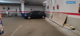 Parking coche en Can Vidalet. Oportunidad de inversion parking a la venta de 15 plazas y 5 tra